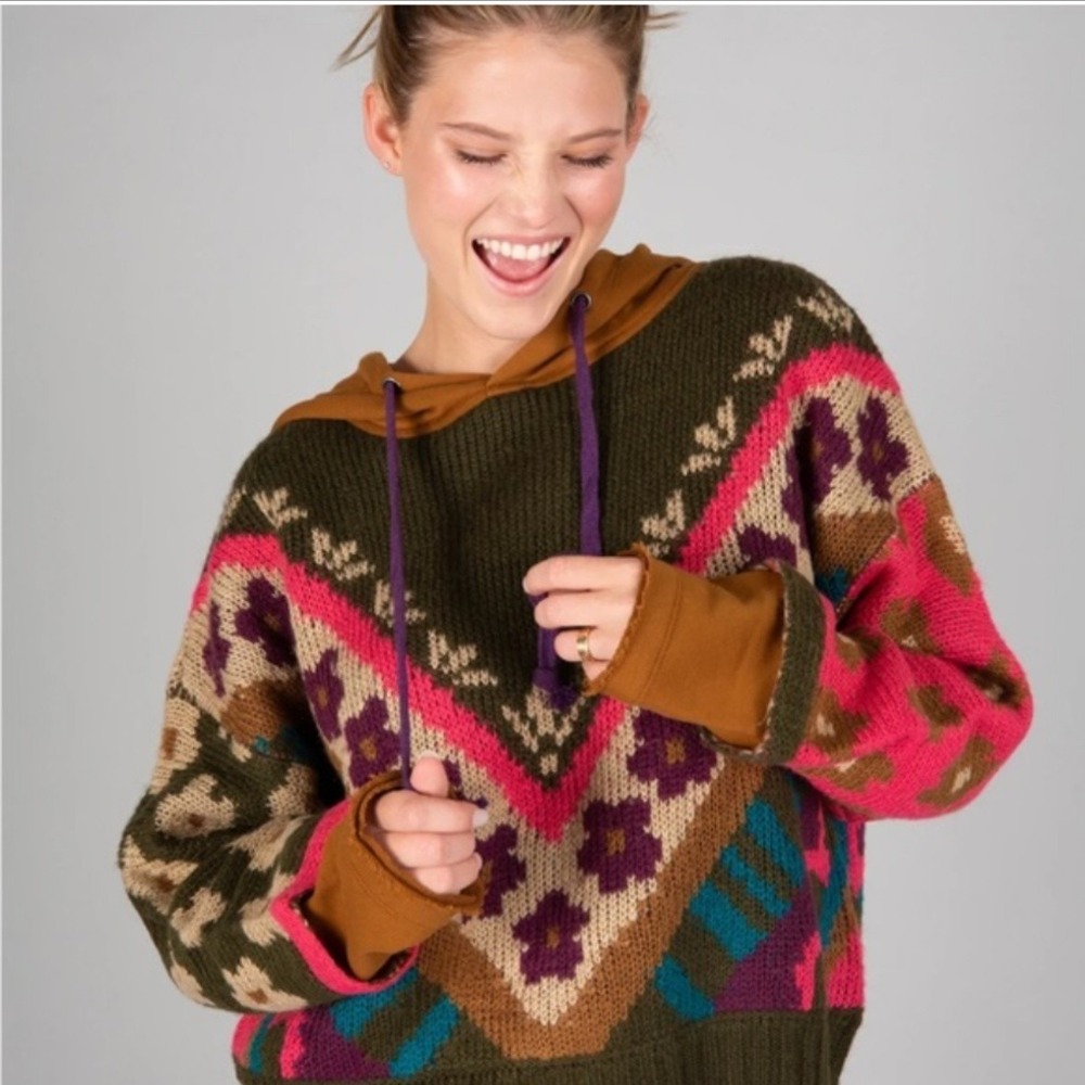 Natural Life Sweater Womens S/M Multicolor Floral Hooded Chunky Knit Boho